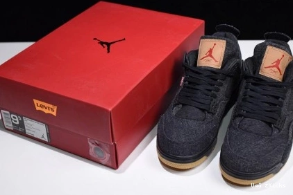 AO2571-001 Levi's 4 Jordan x Comfortable 'black' 535 Air 0628